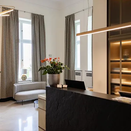 Platinum Palace Boutique & Hotel