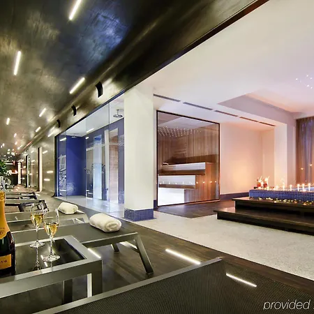 Platinum Palace Boutique & Hotel