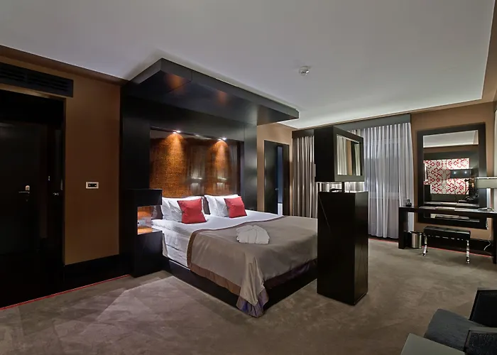 Platinum Palace Boutique & Otel