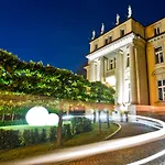 Platinum Palace Boutique & Szálloda 5*