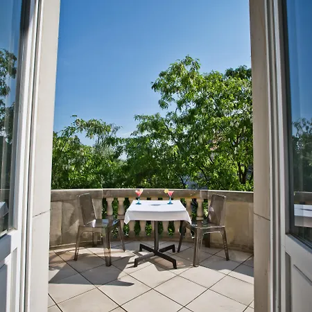 Szálloda Platinum Palace Boutique & 5*