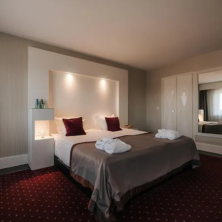 Szálloda Platinum Palace Boutique &