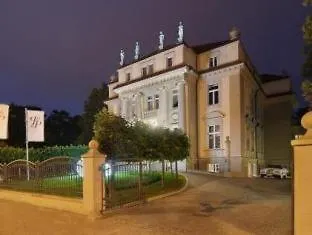 Platinum Palace Boutique & Hotel 5*