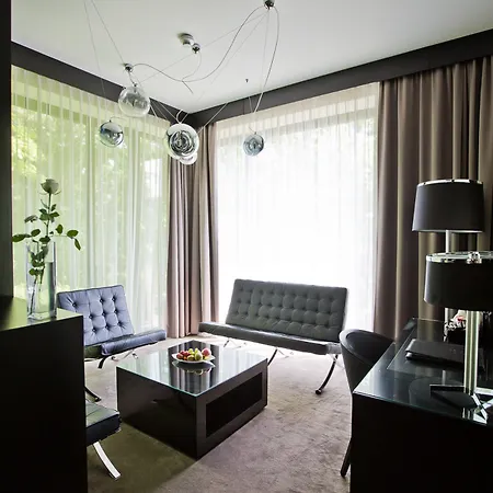 Platinum Palace Boutique & فندق