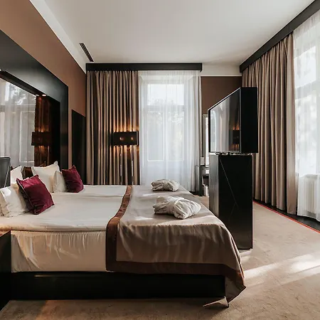 Platinum Palace Boutique & 5*