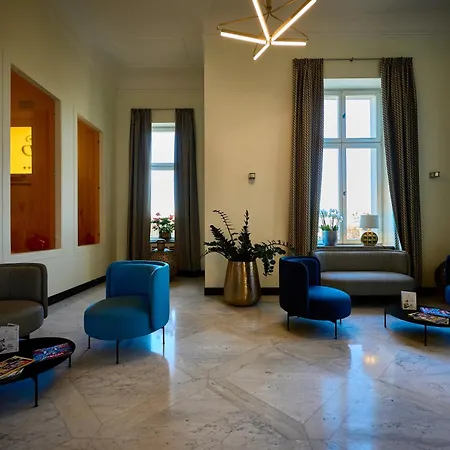 Platinum Palace Boutique & Hotel