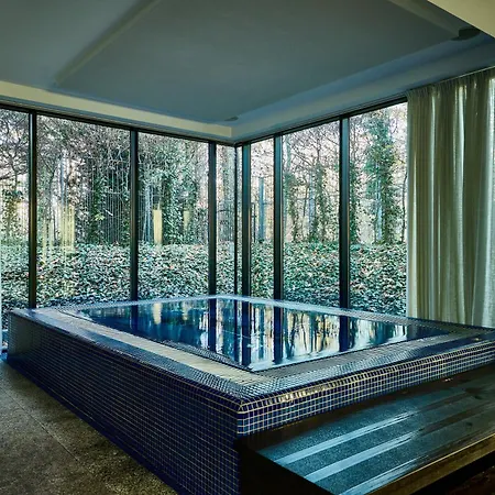 Platinum Palace Boutique & Готель 5*