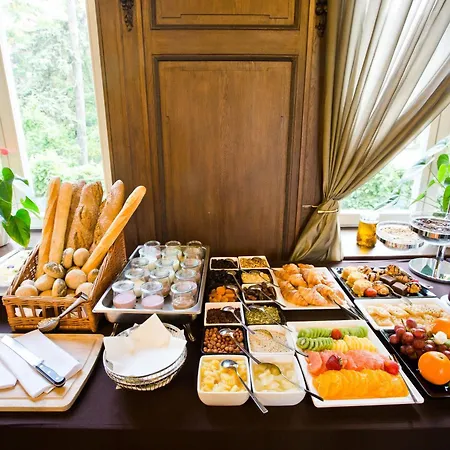 Platinum Palace Boutique & Hotel