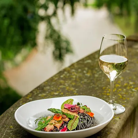 Platinum Palace Boutique & Hotel Wroclaw