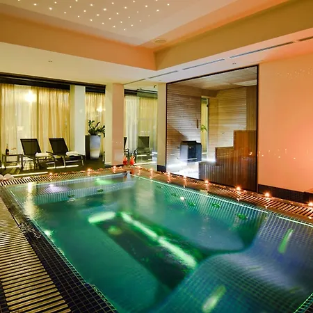 Platinum Palace Boutique & 5* فروتسواف
