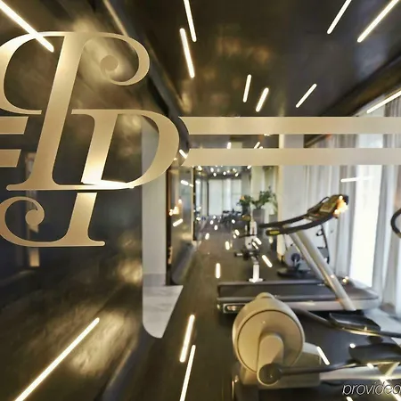 Platinum Palace Boutique & Hotell